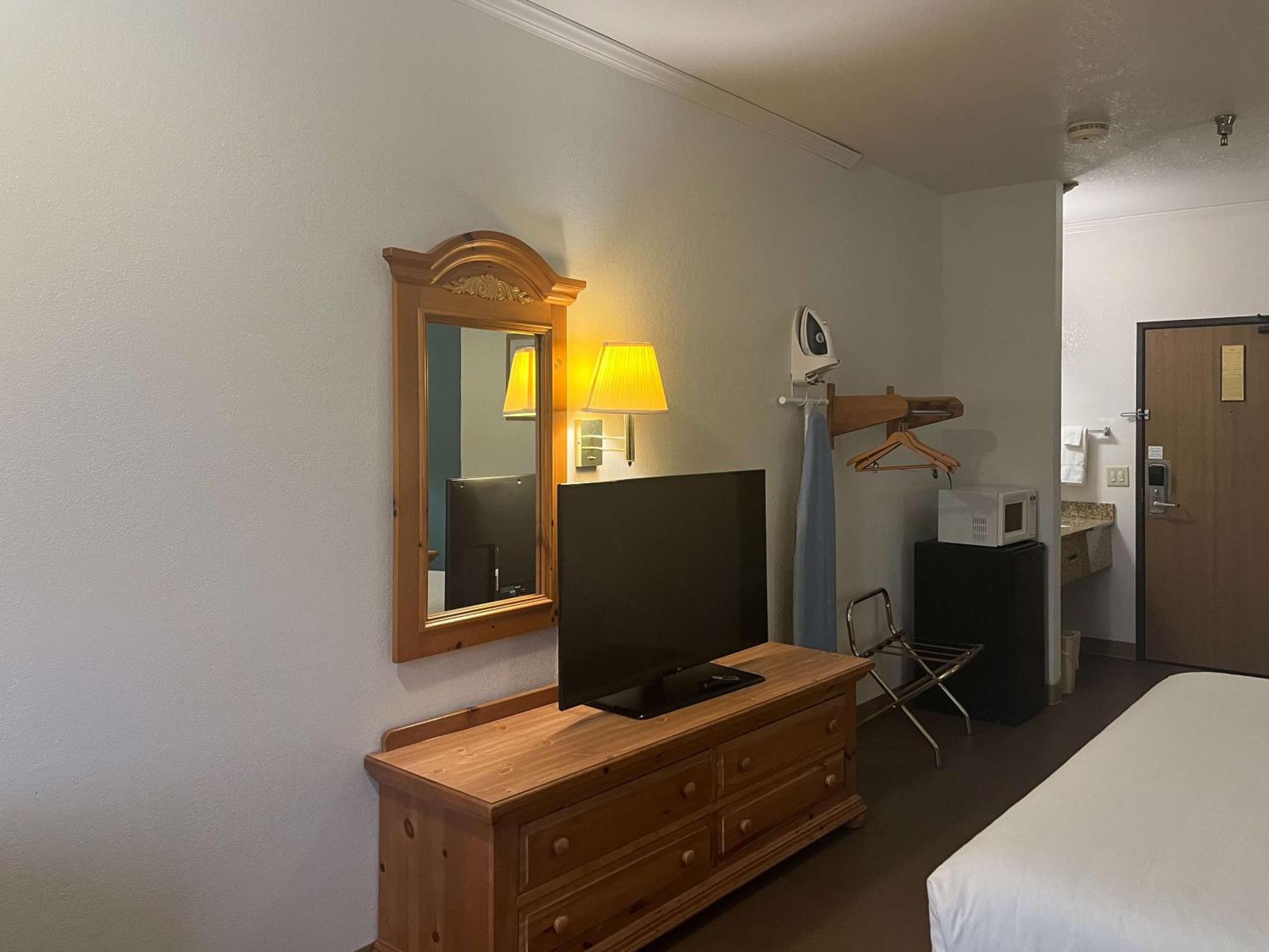 Motel 6 Portland, In Экстерьер фото