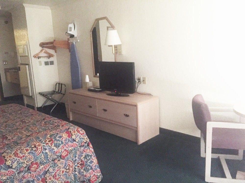 Motel 6 Portland, In Экстерьер фото